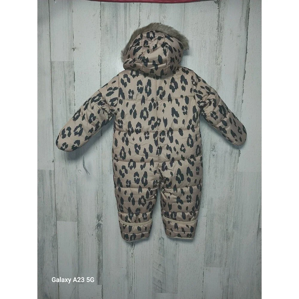 Carters One-piece Leopard Print Winter Suit or Bunting w/Hood 6-9 Months
